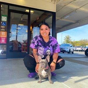 Meet your Posher, Lanaca